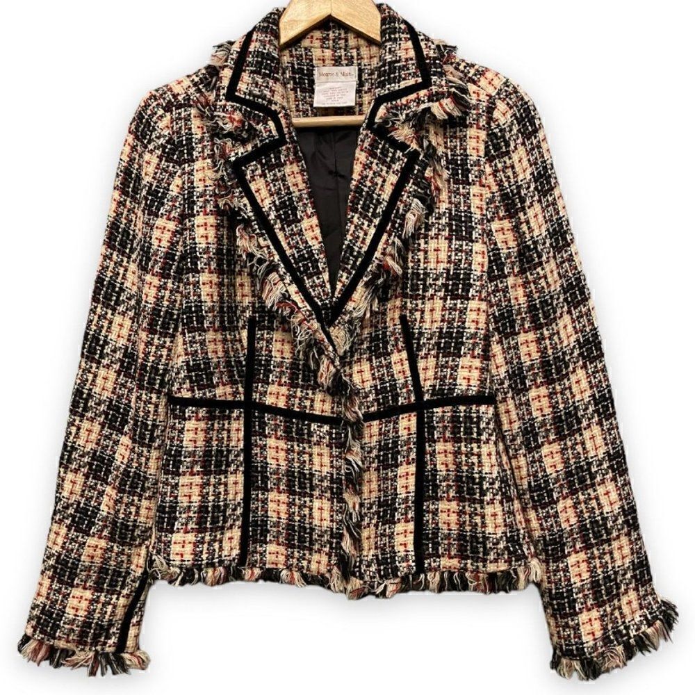 Monroe & Main Fitted Blazer